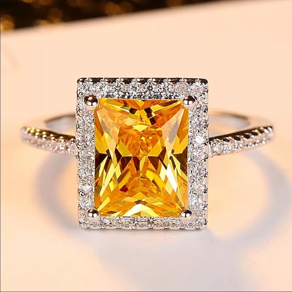 New 925 Sterling Silver Citrine Ring - Picture 2 of 3